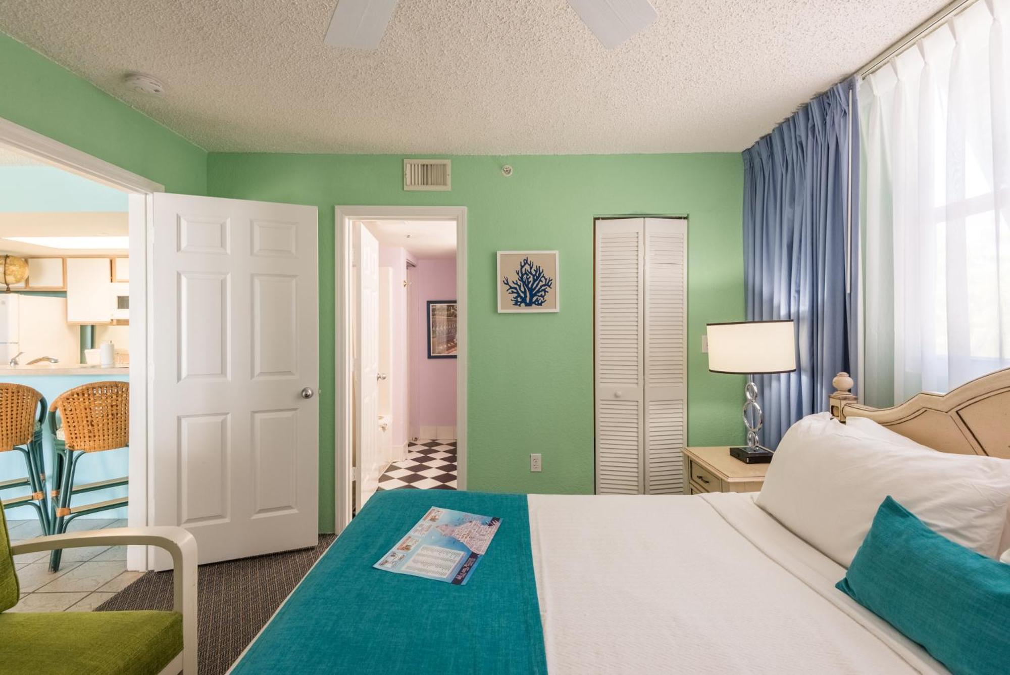 Sunrise Suites Cozumel Suite #112 Key West Room photo
